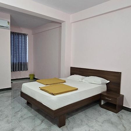 Golden Palace Residency Belagula Exteriér fotografie