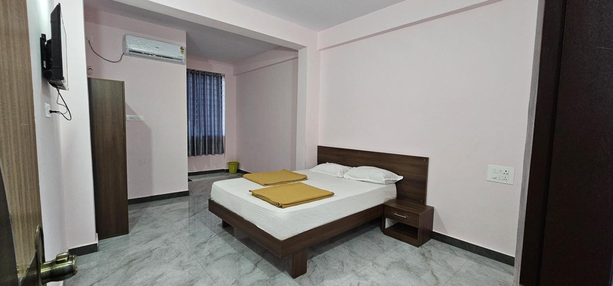 Golden Palace Residency Belagula Exteriér fotografie